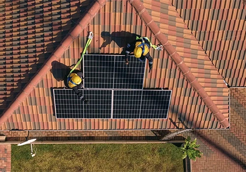 Age Of Electricity' lyser veien for Sun Kings solarsuksess